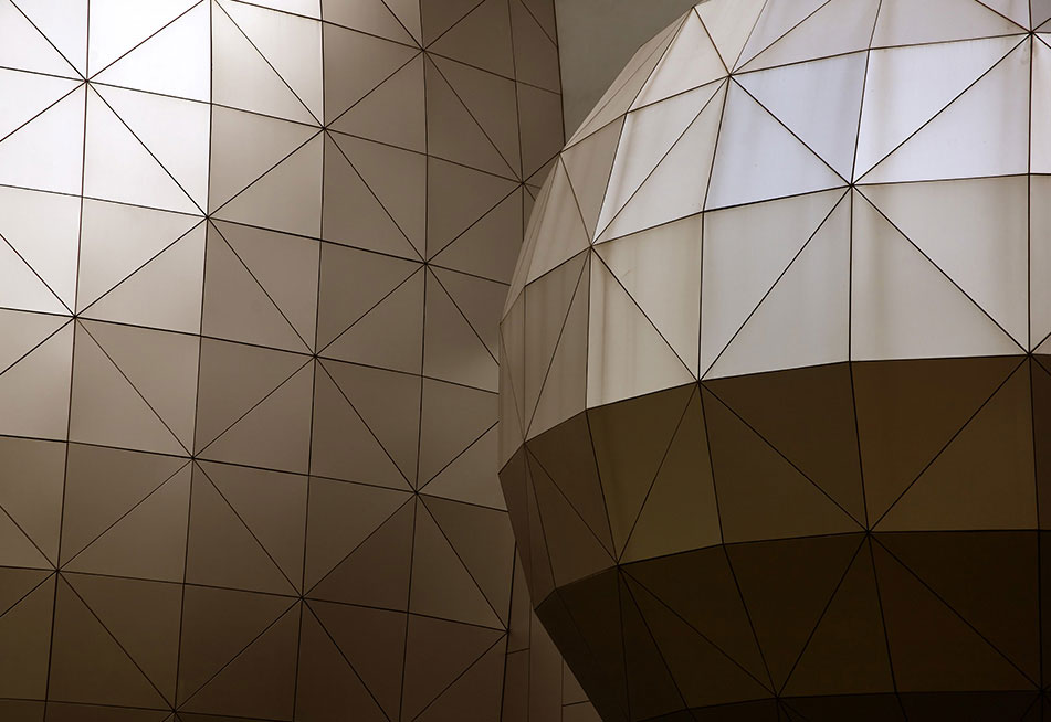 Navrhujeme moderní řešení, obsahující umělou inteligenci, pro komplexní problémy měst