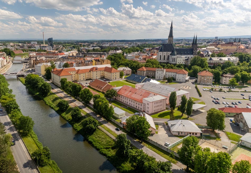 Dronový profesionální záběr ve městě Olomouc